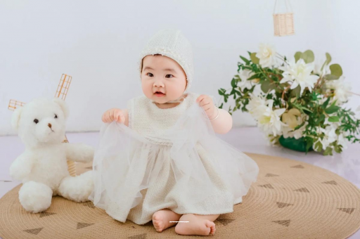 博尔塔拉蒙古孕妇几个月开始显怀